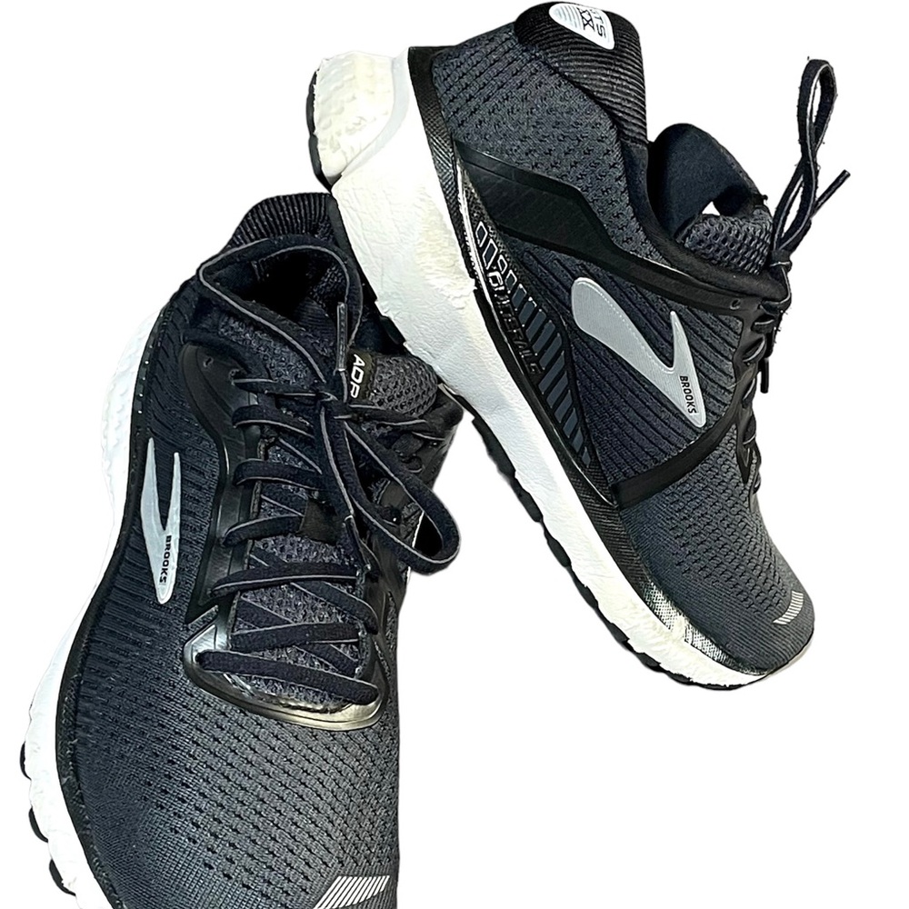 Brooks Men’s Adrenaline 20 GTS XX PreOwned Used Laceup Sneakers Size 8.5 Medium